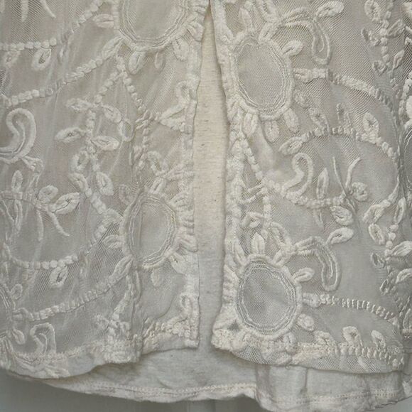 Bobeau Women’s Off White Floral Lace Overlay Boho Blouse Top Size Large - Picture 7 of 10